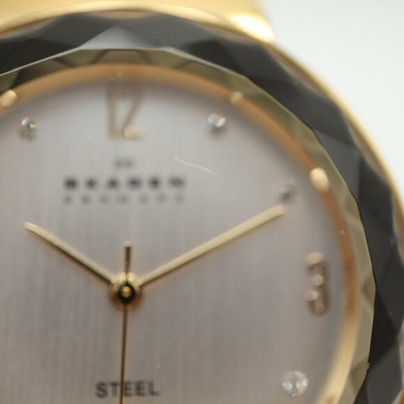 Skagen Slim Two Tone Date 35mm Unisex Watch Steel Mesh Facet Crystal New Battery - Picture 7 of 13